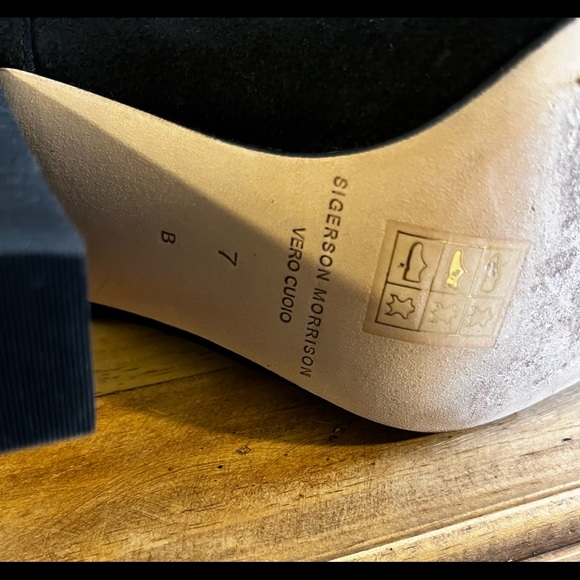 Sigerson Morrison Black Leather/Suede Fringe Booties with Metal Feathers Size 7 - Picture 8 of 11